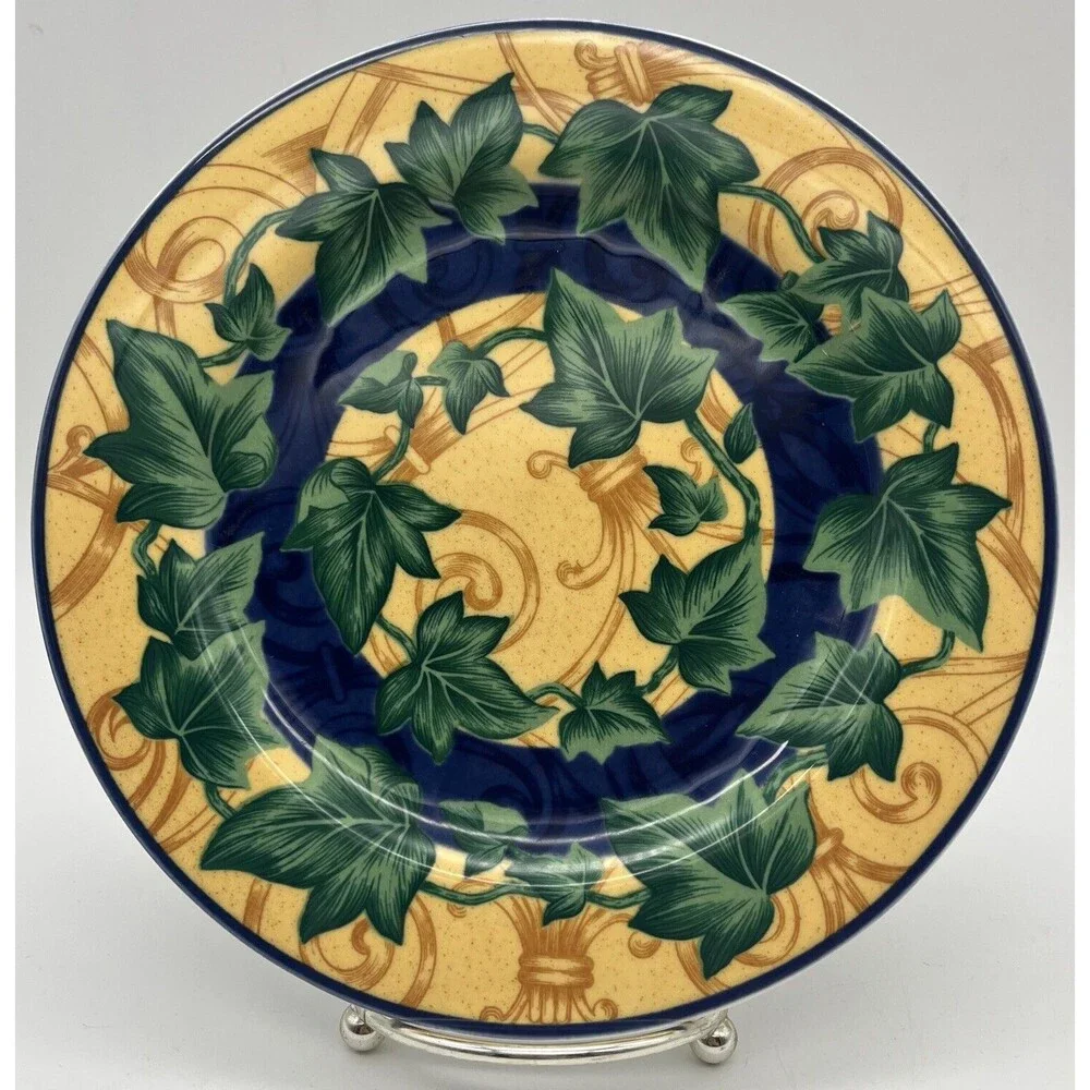 2 Casual Victoria & Beale 9034 Salad lunch Plate Ivy Leaf Porcelain